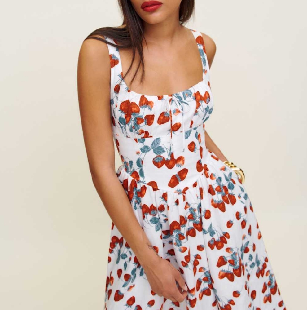 Reformation Balia Linen Dress In Strawberry Jam - Picture 5 of 15